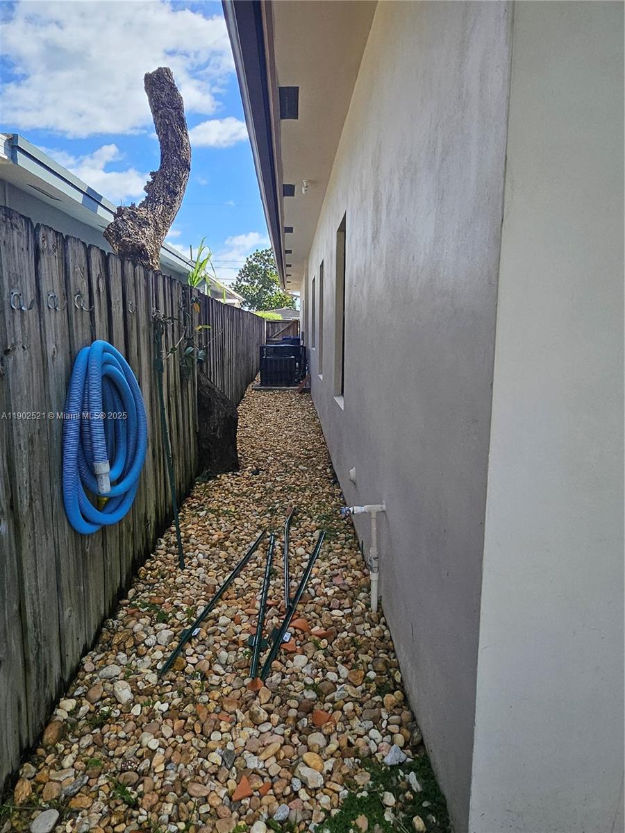 CORAL WAY PK SEC D - Residential