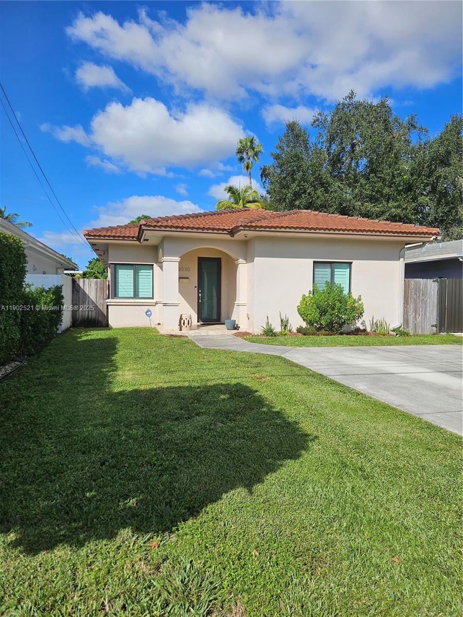 CORAL WAY PK SEC D - Residential