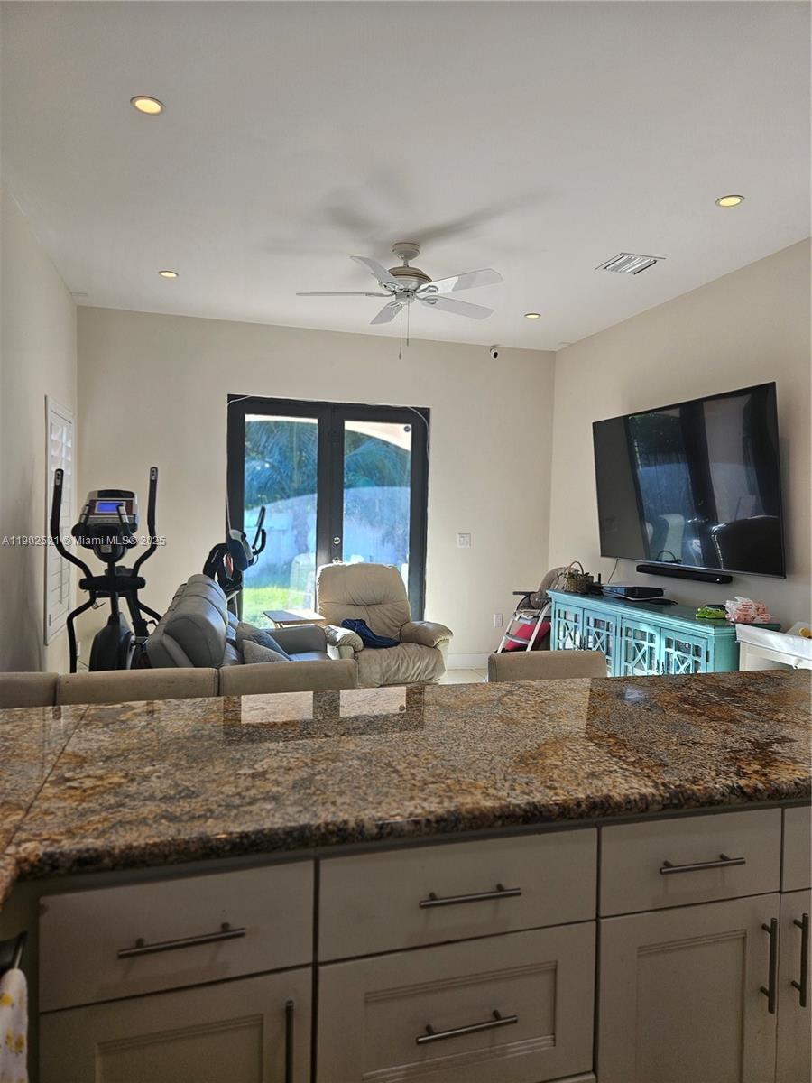 CORAL WAY PK SEC D - Residential
