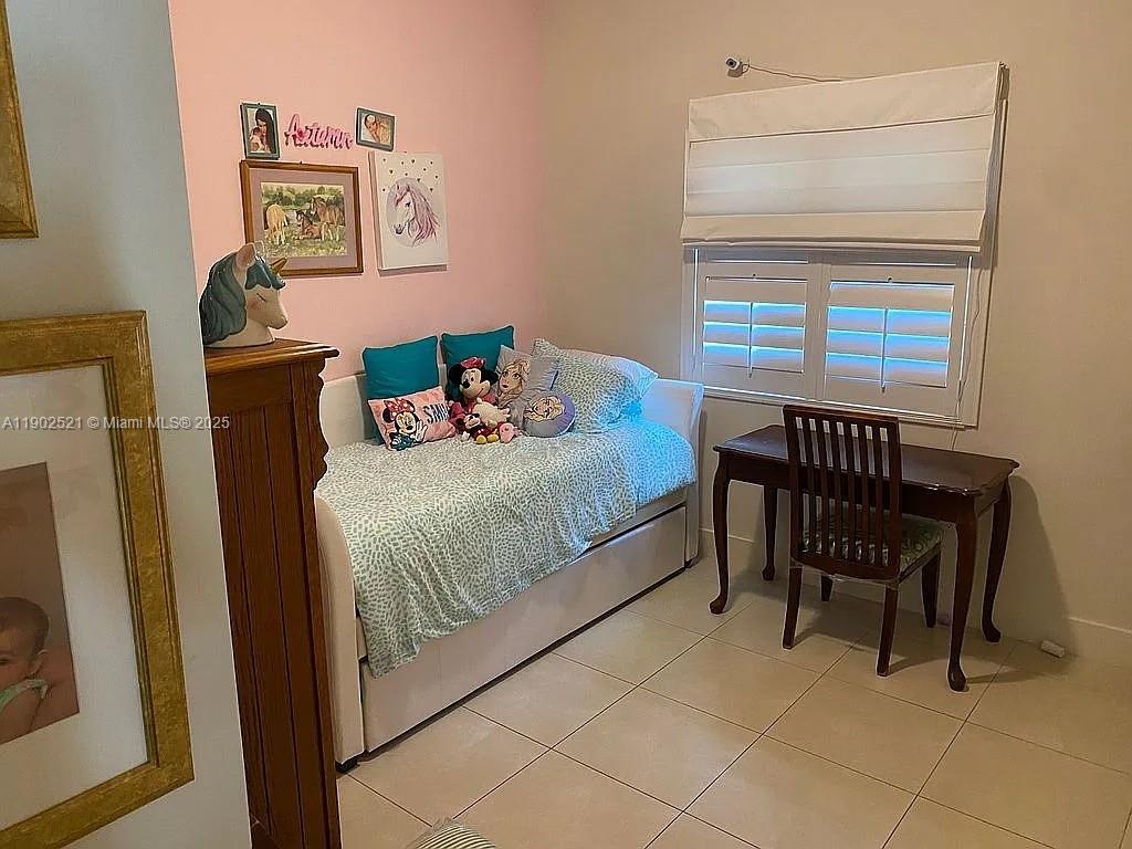 CORAL WAY PK SEC D - Residential