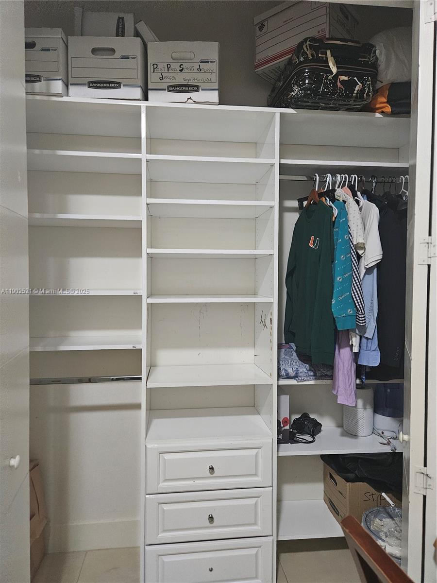 CORAL WAY PK SEC D - Residential
