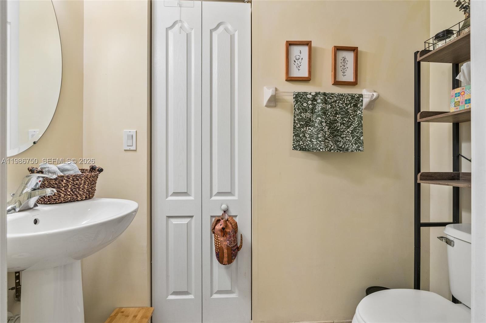 SILVER PALM EAST SEC FOUR - Residential