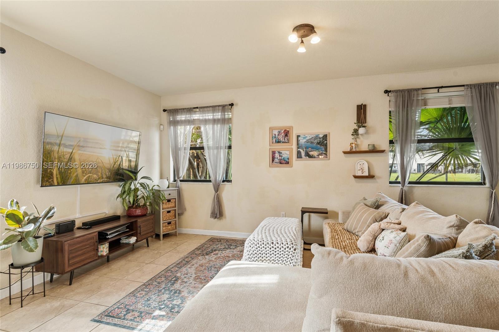 SILVER PALM EAST SEC FOUR - Residential