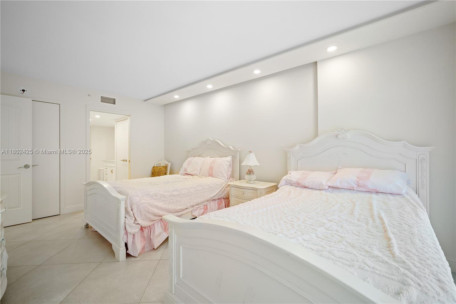 MARBELLA CONDO - Residential Lease