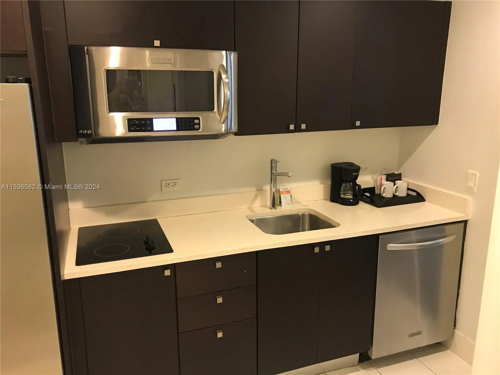 Doral, Florida 33178, United States, 1 Bedroom Bedrooms, ,1 BathroomBathrooms,Residential,Active,64474