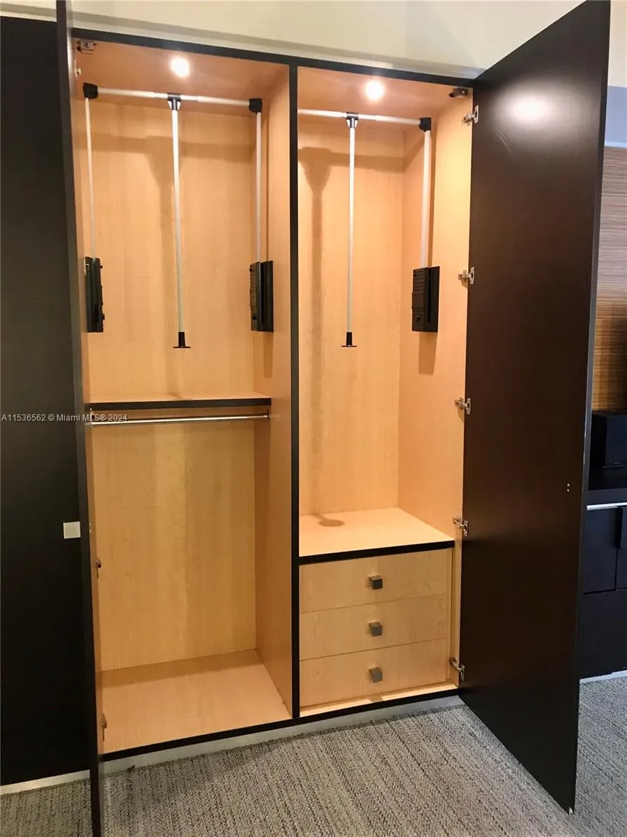 Doral, Florida 33178, United States, 1 Bedroom Bedrooms, ,1 BathroomBathrooms,Residential,Active,64474