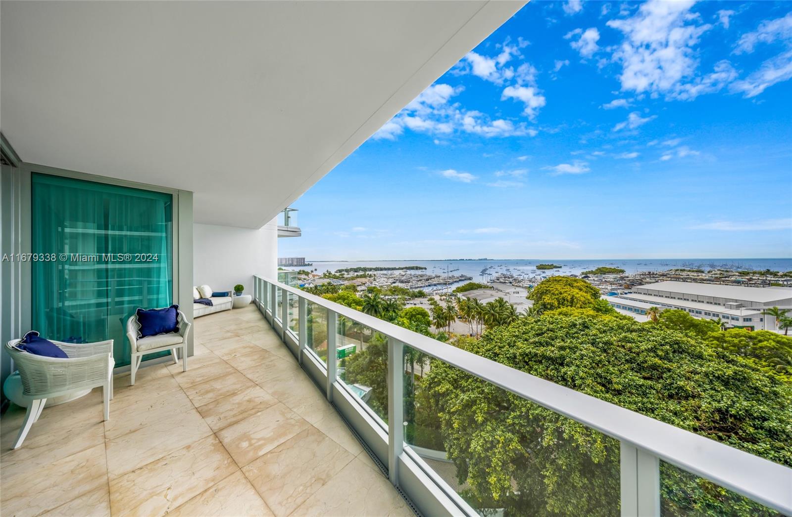 GROVENOR HOUSE CONDO - Residential