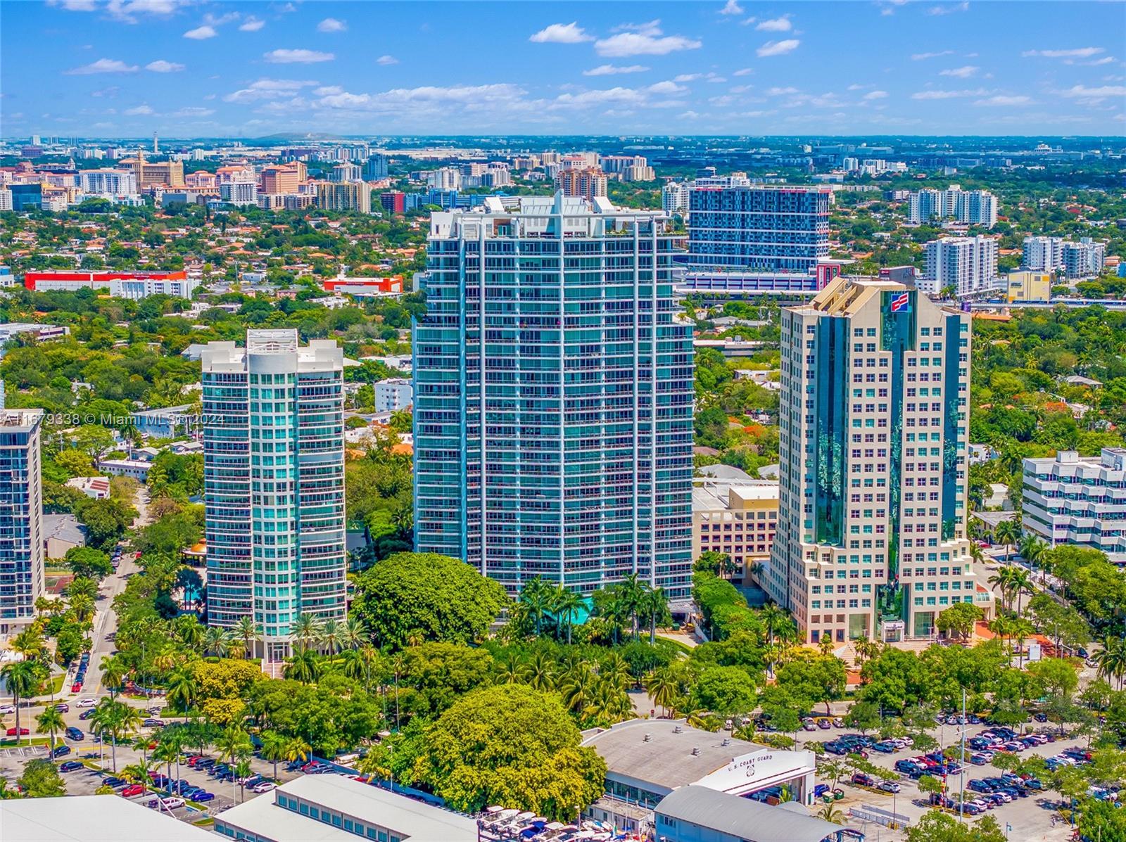 GROVENOR HOUSE CONDO - Residential