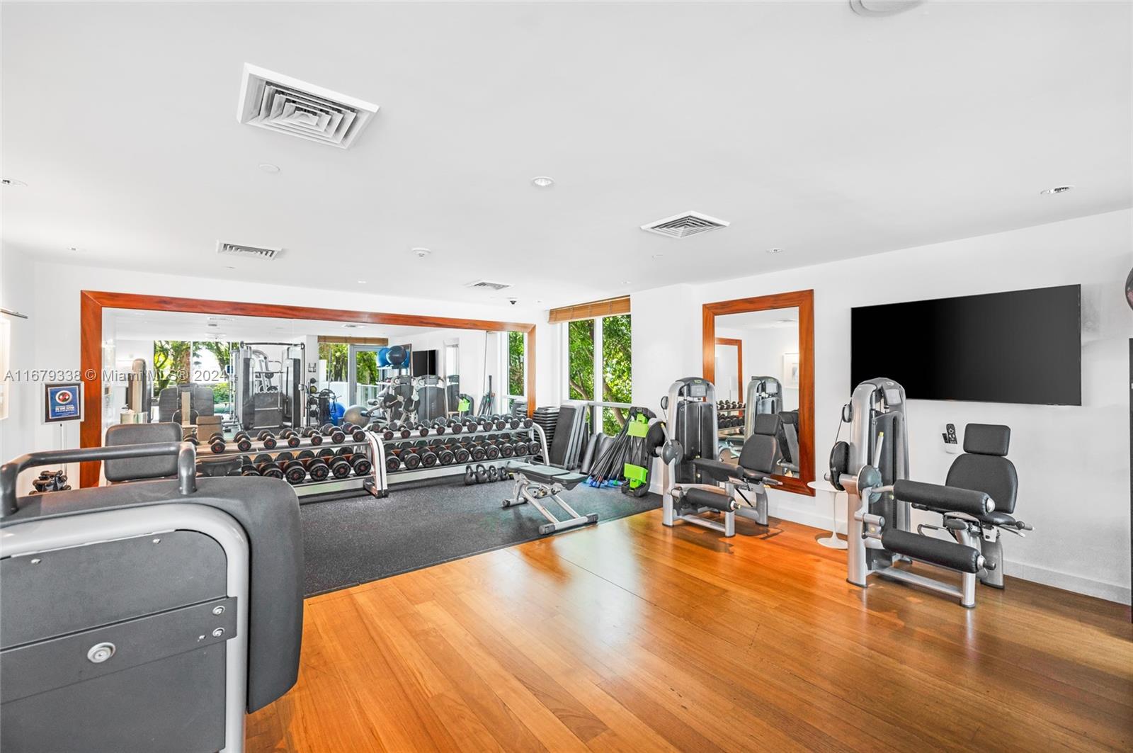 GROVENOR HOUSE CONDO - Residential