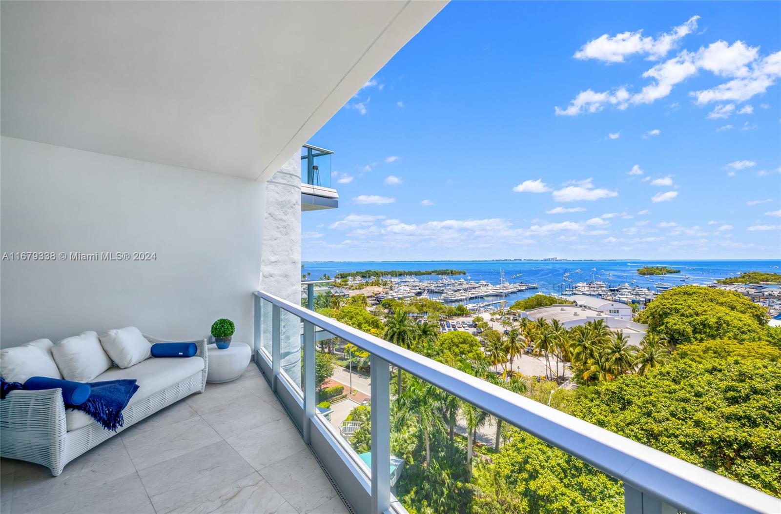 GROVENOR HOUSE CONDO - Residential