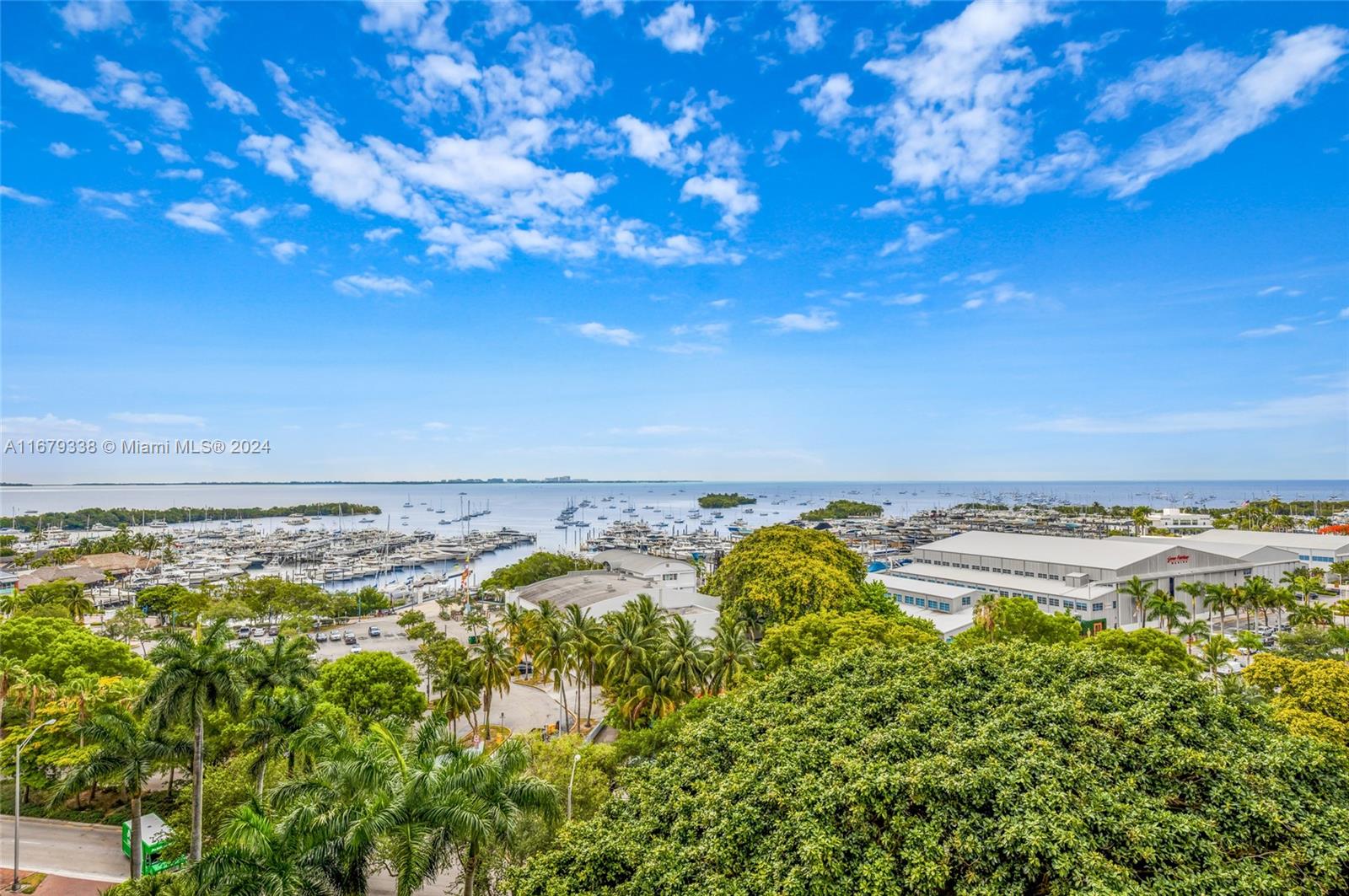 GROVENOR HOUSE CONDO - Residential