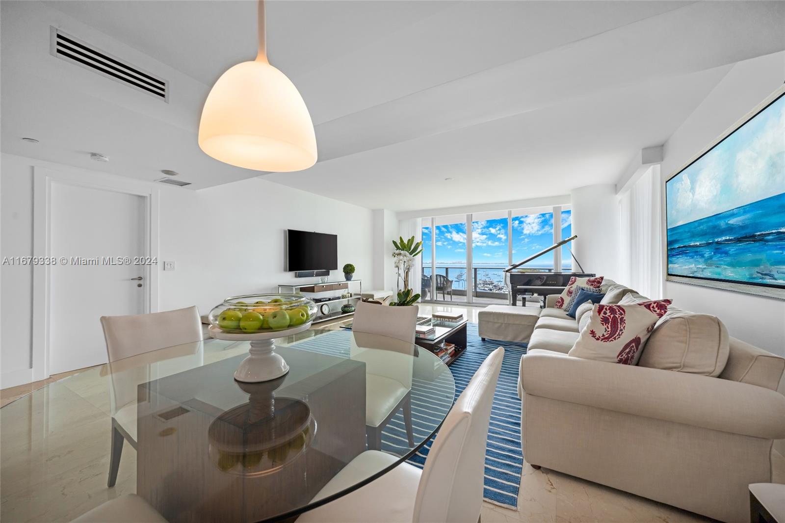 GROVENOR HOUSE CONDO - Residential