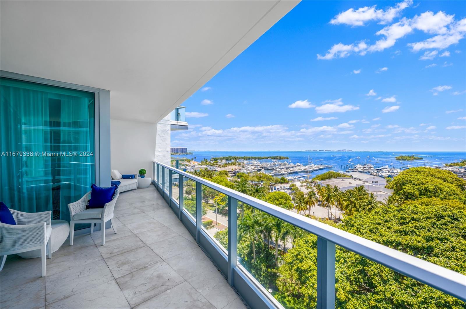 GROVENOR HOUSE CONDO - Residential