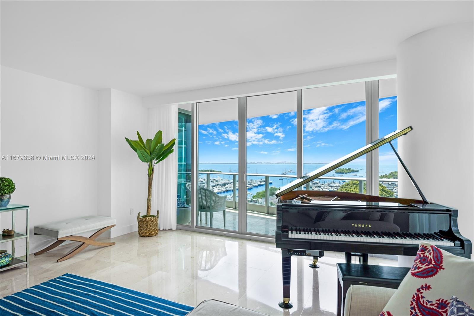 GROVENOR HOUSE CONDO - Residential