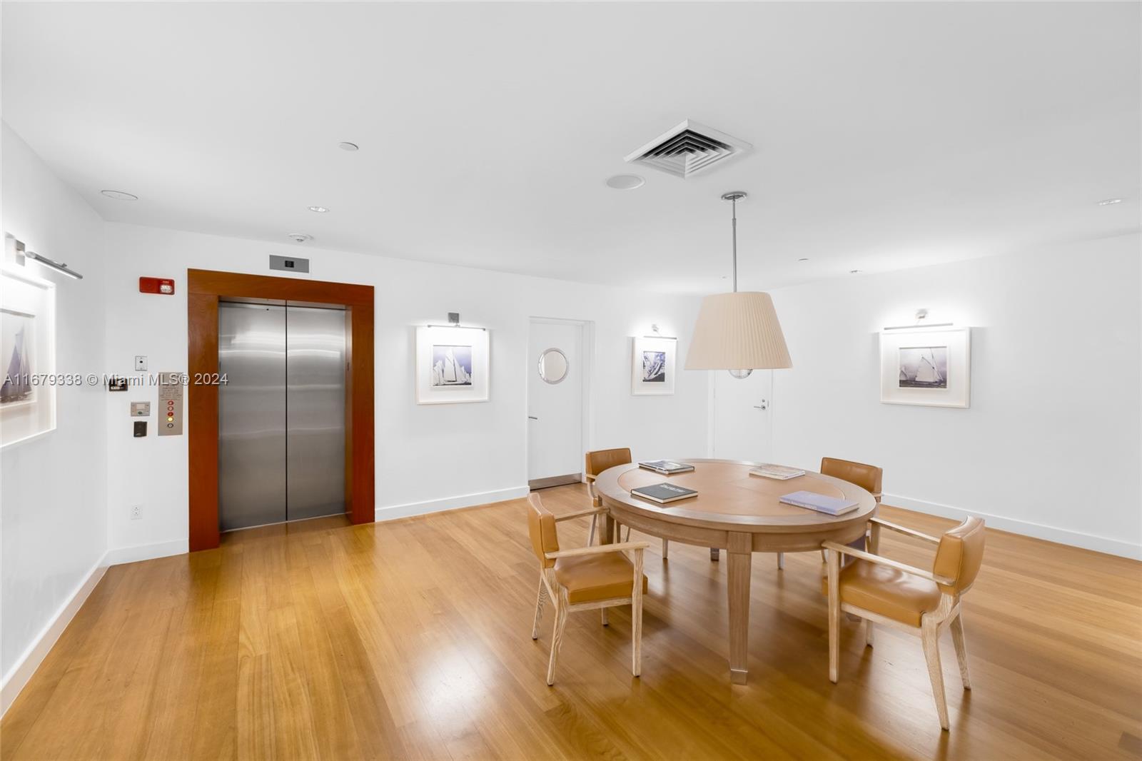 GROVENOR HOUSE CONDO - Residential