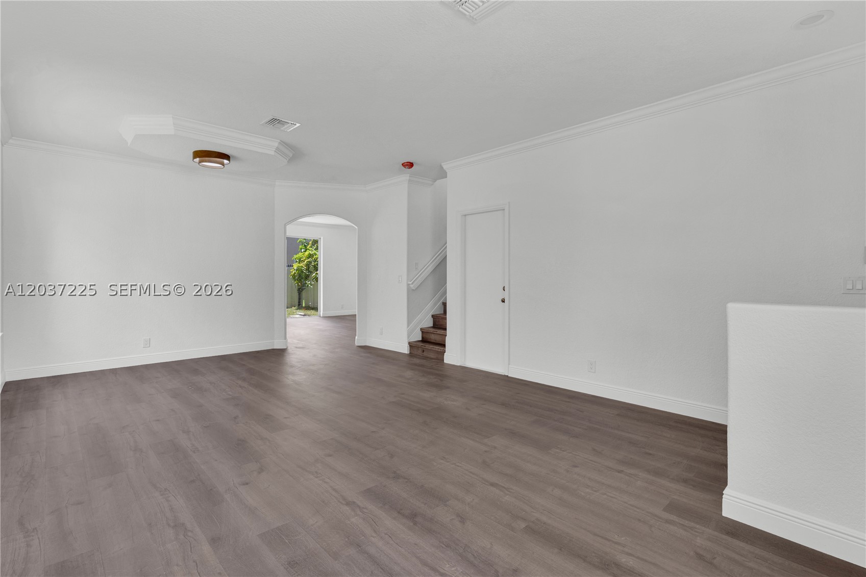 4331 Lake Tahoe Cir