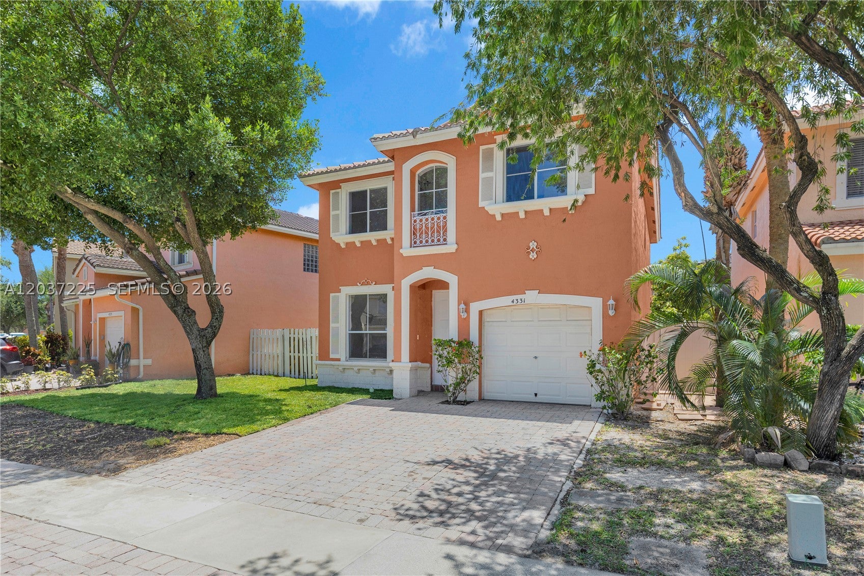 4331 Lake Tahoe Cir