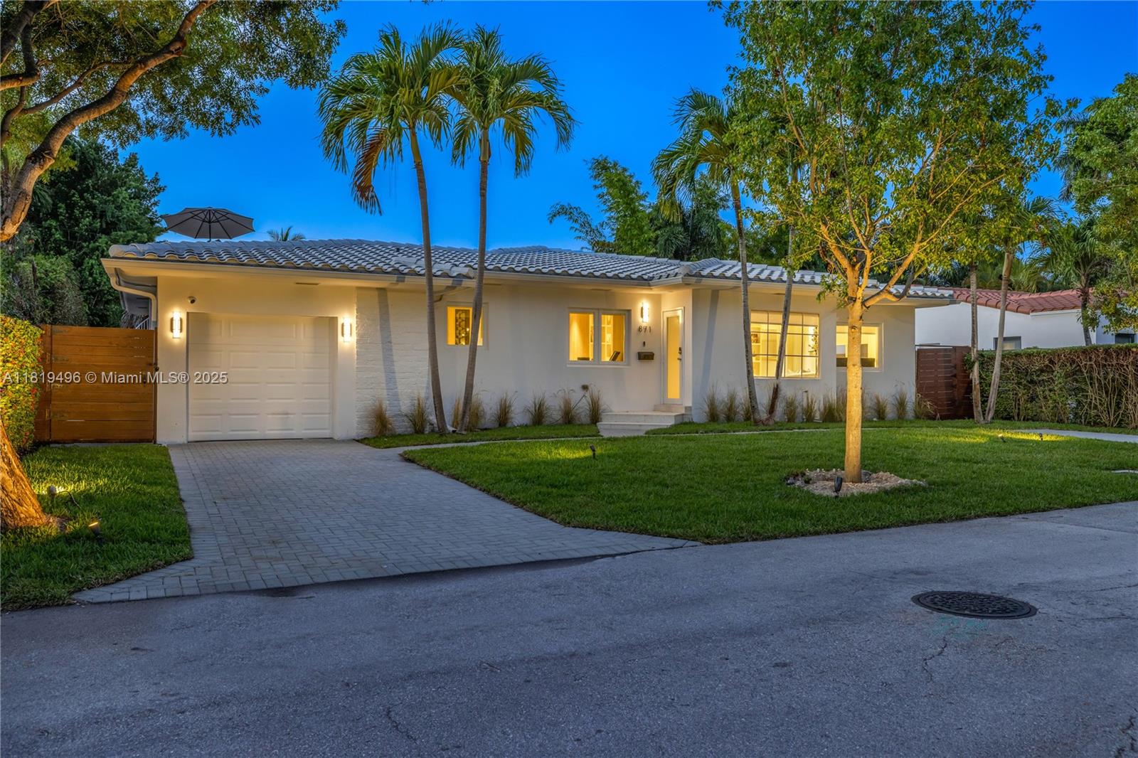 871 Ne 71st St, Miami, Broward County, Florida - 3 Bedrooms  
4 Bathrooms - 