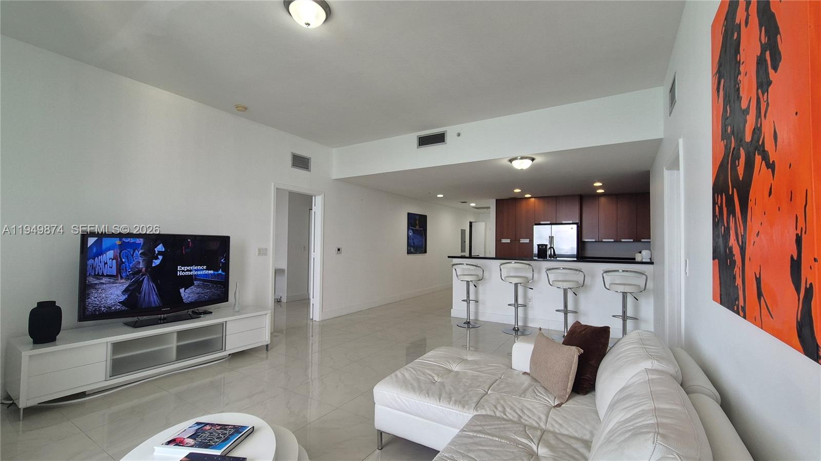 THE LEXI CONDO - Residential