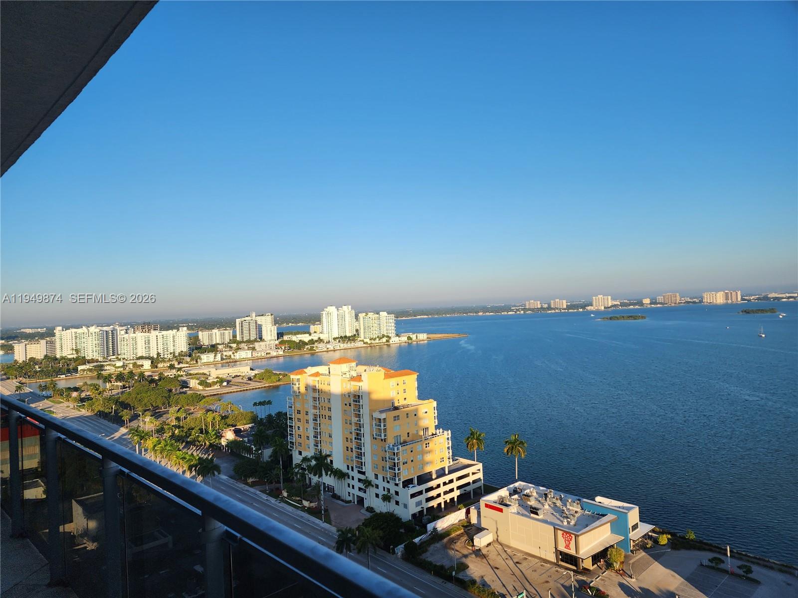 THE LEXI CONDO - Residential