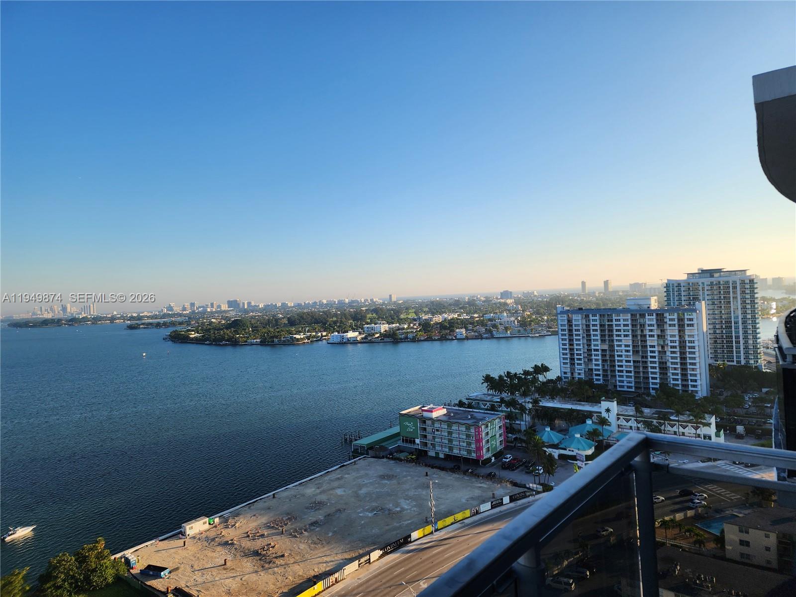 THE LEXI CONDO - Residential