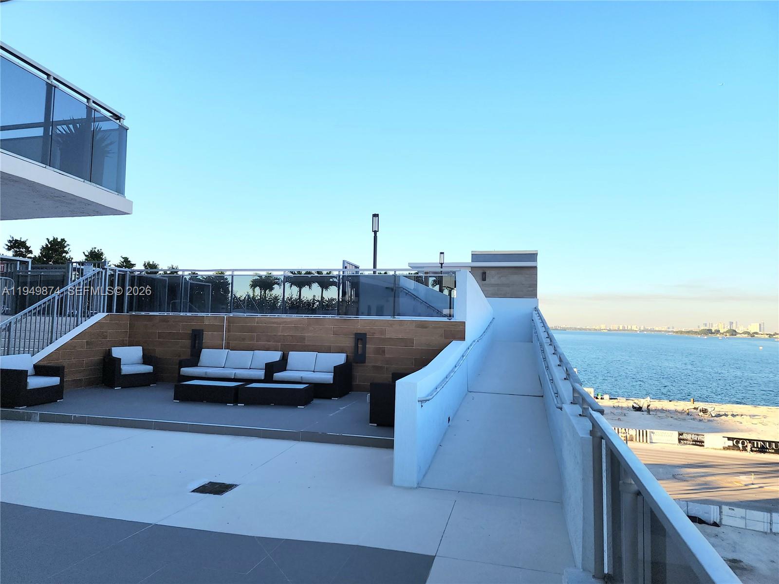 7901 Hispanola Ave 2003