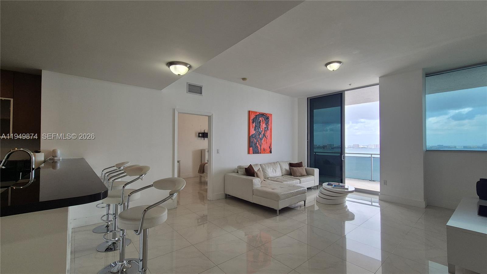 THE LEXI CONDO - Residential