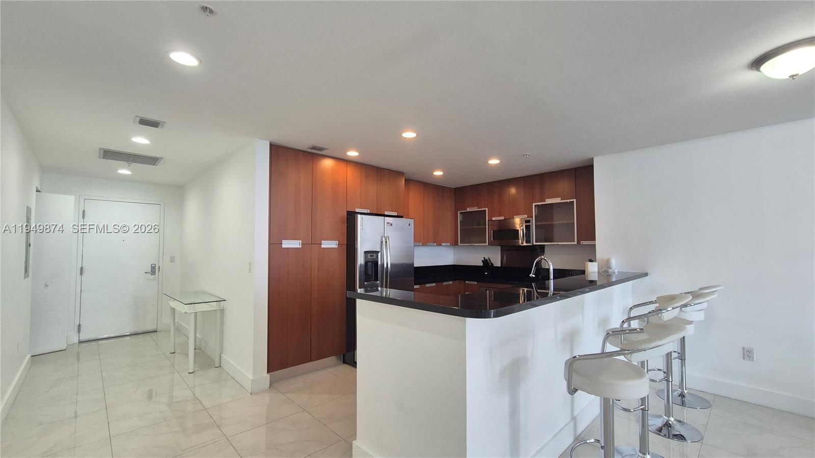 THE LEXI CONDO - Residential