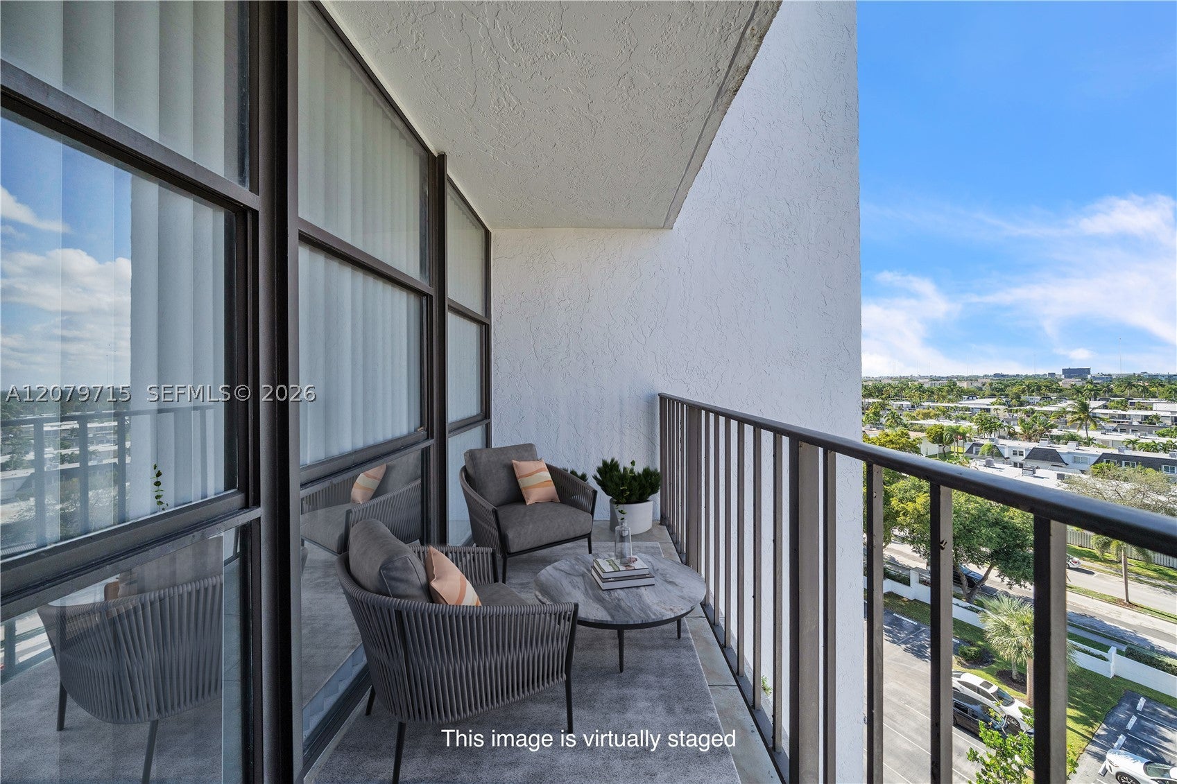 1000 Parkview Dr 925