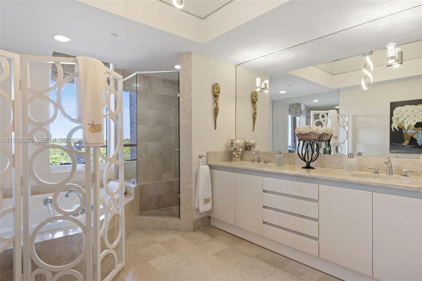 THE GABLES CONDO - Residential