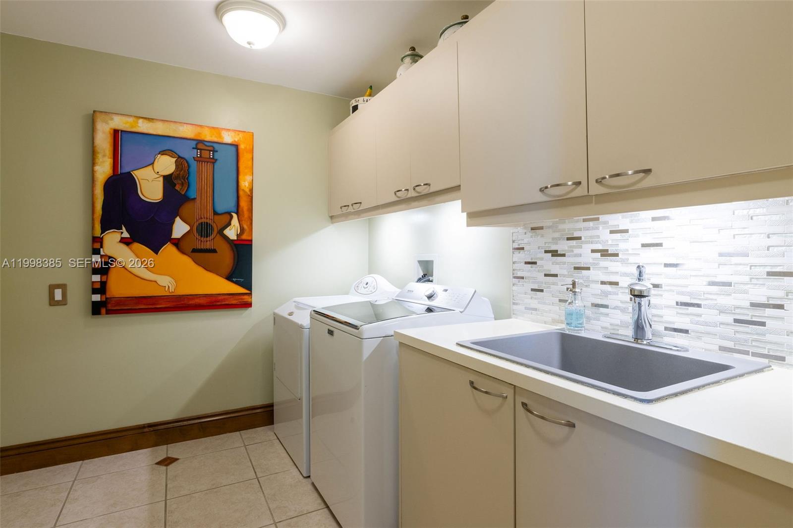 THE GABLES CONDO - Residential