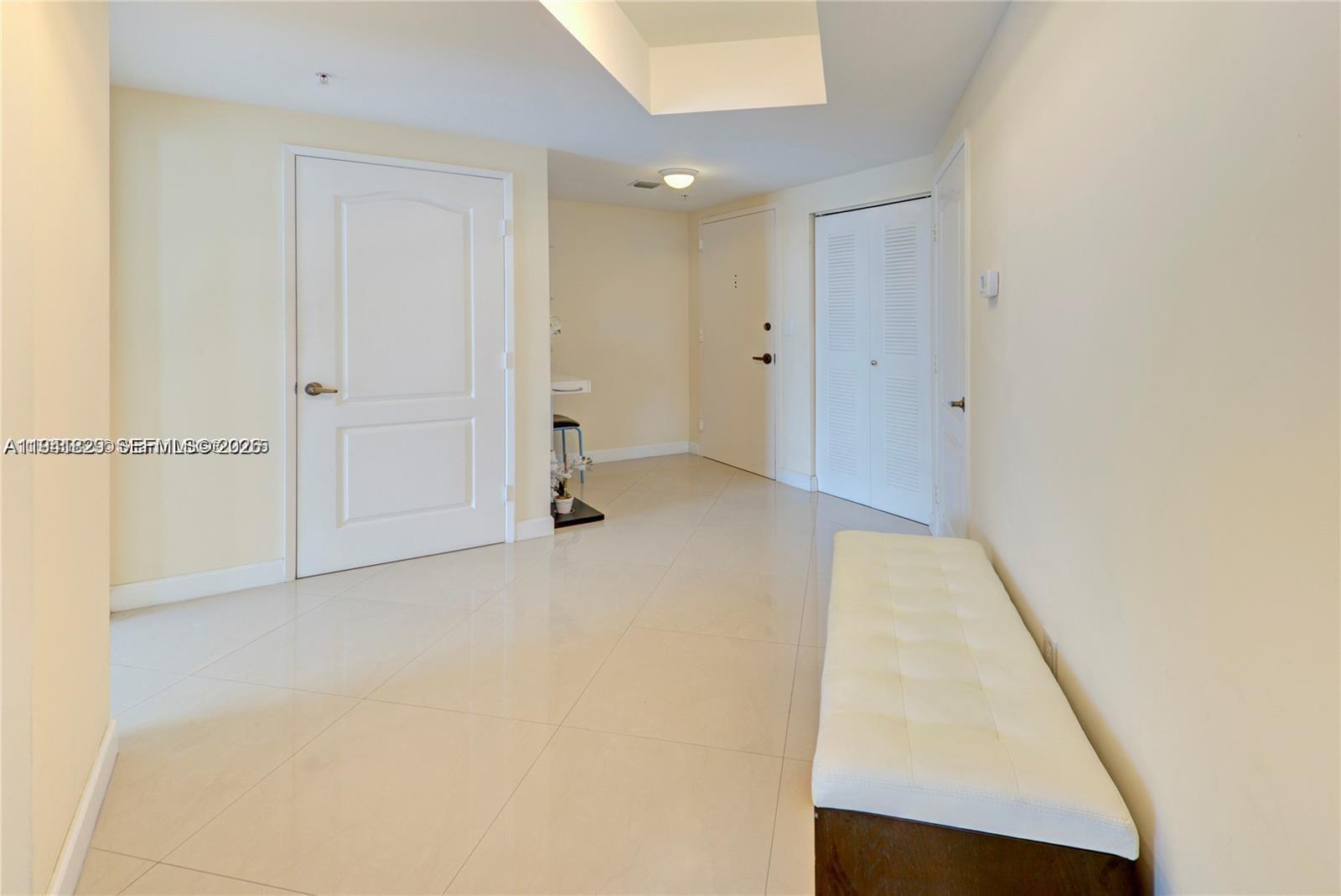 KING DAVID OF SUNNY ISLES - Residential
