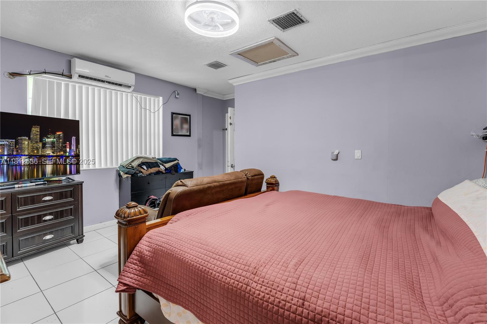 14 57 38 1.25 AC - Residential