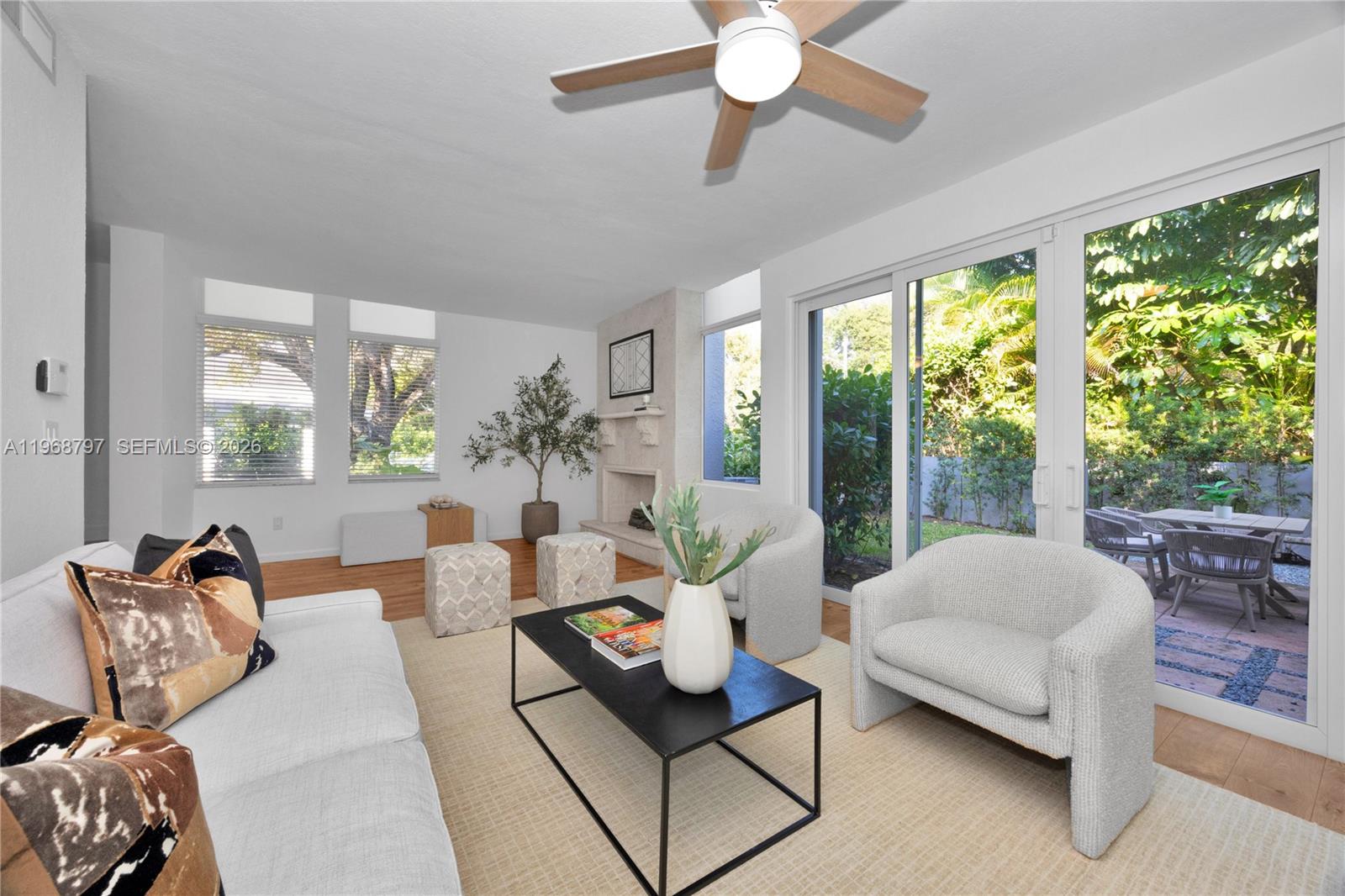 CORAL GABLES RIVIERA SEC - Residential