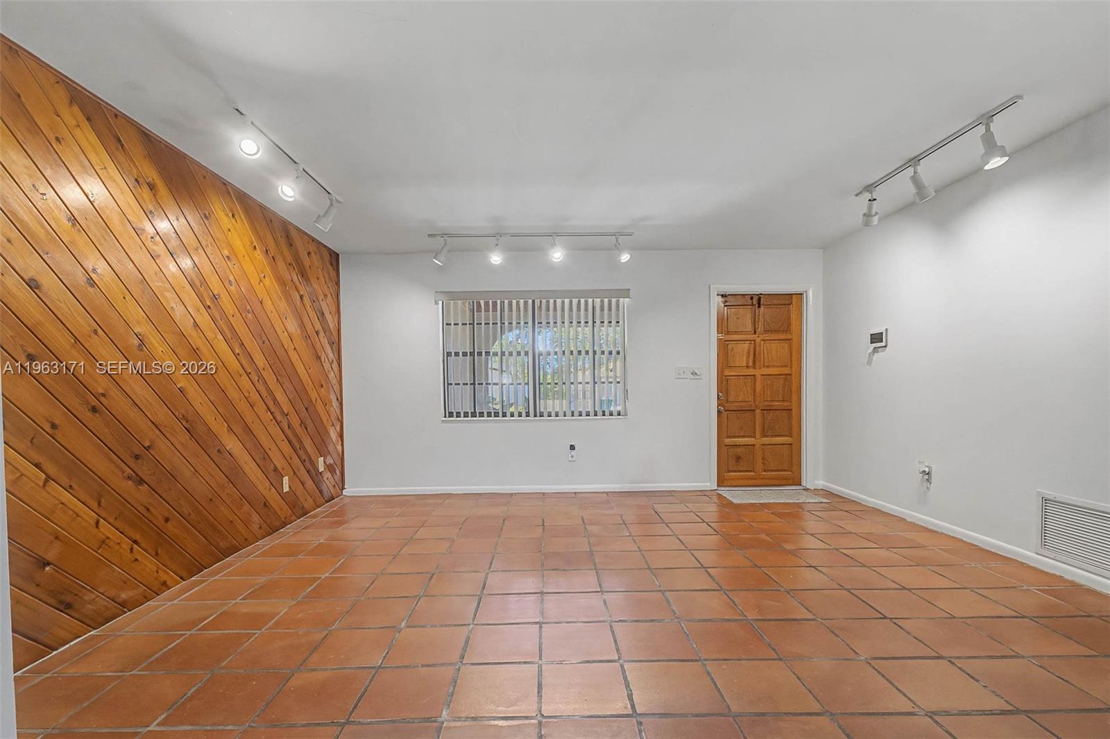 WINSTON PARK UNIT 6 - Residential