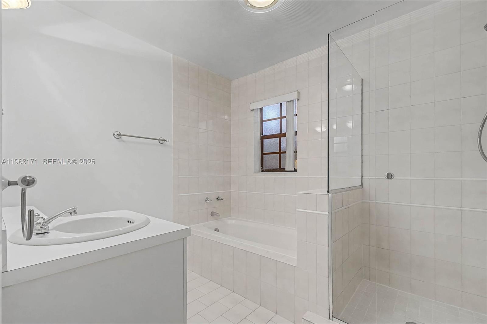 WINSTON PARK UNIT 6 - Residential