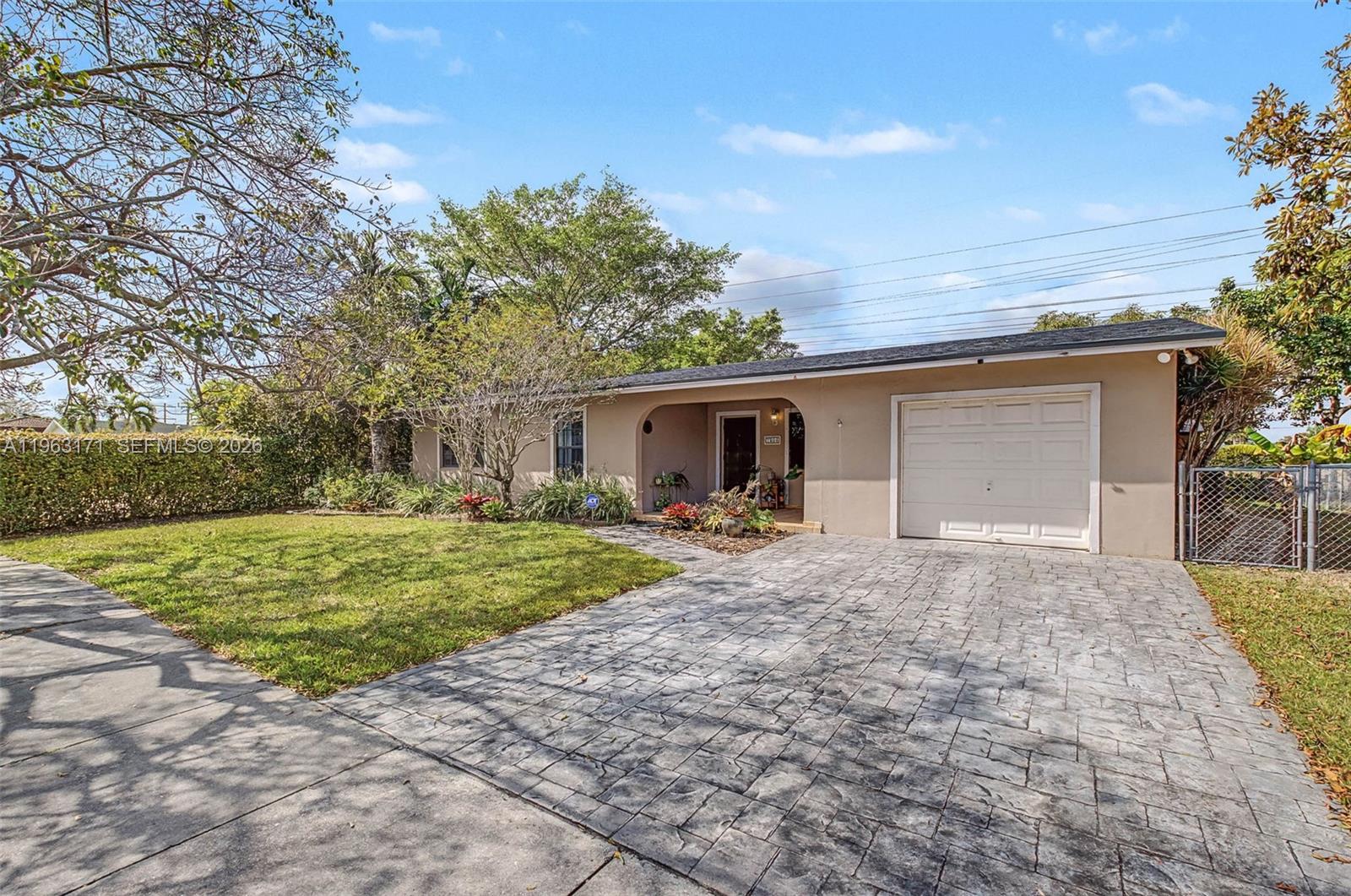 WINSTON PARK UNIT 6 - Residential