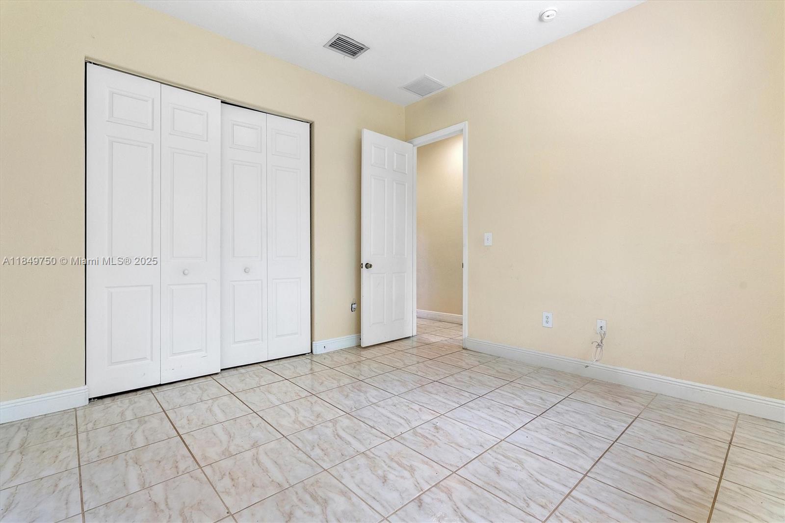 Estate Mansions - Residential