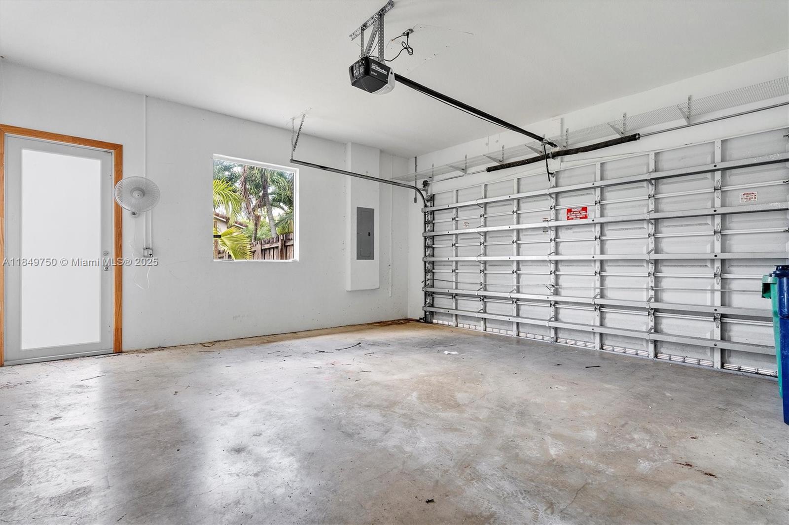 Estate Mansions - Residential