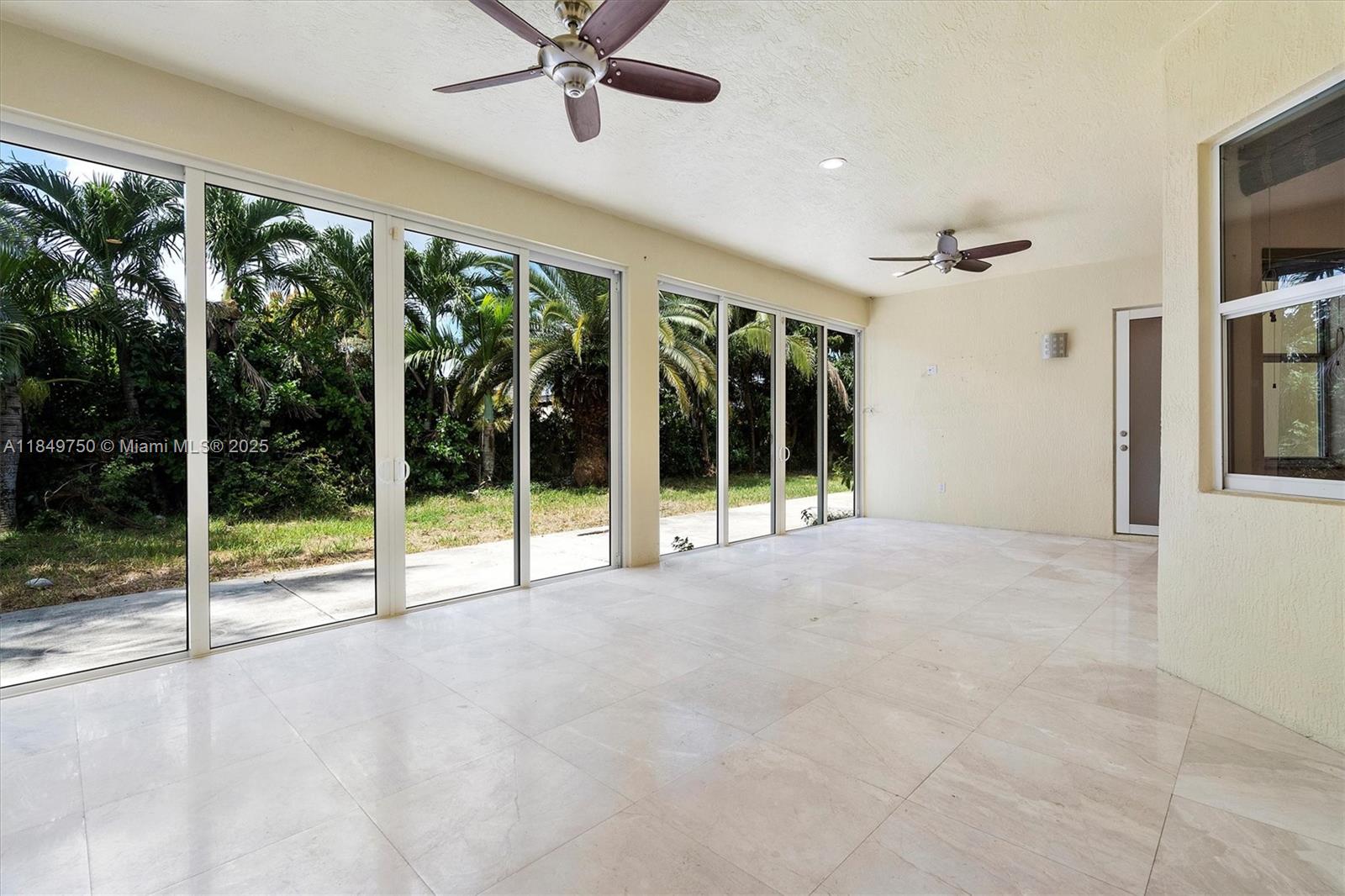 Estate Mansions - Residential