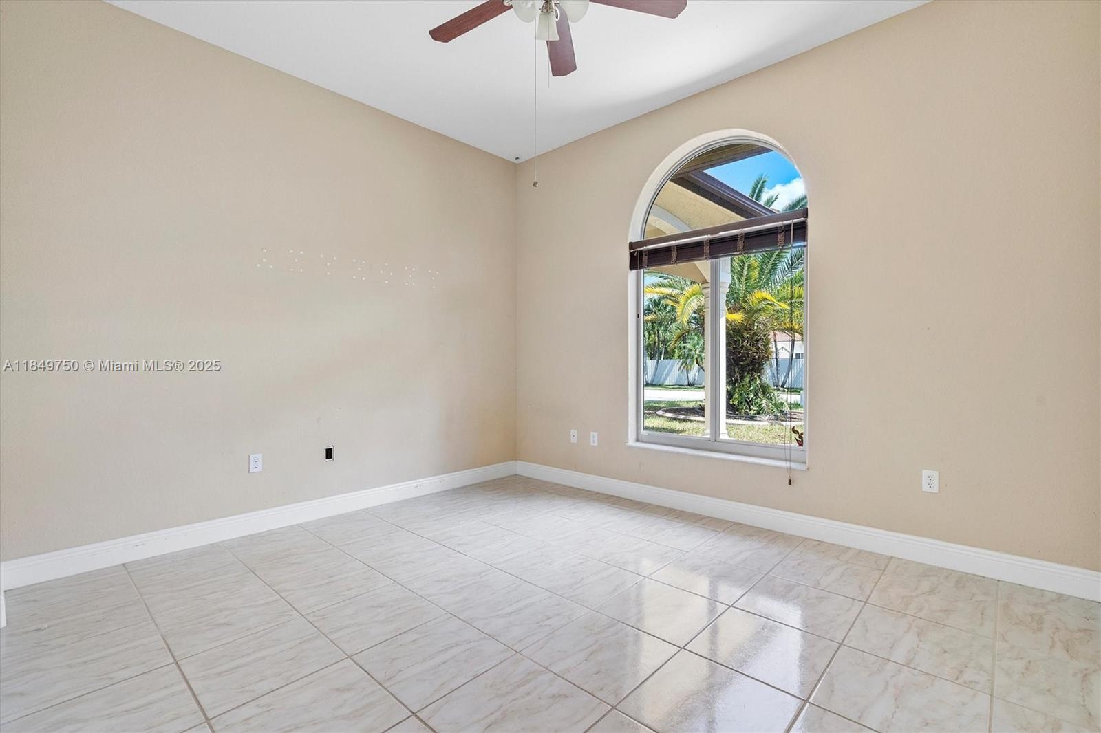 Estate Mansions - Residential