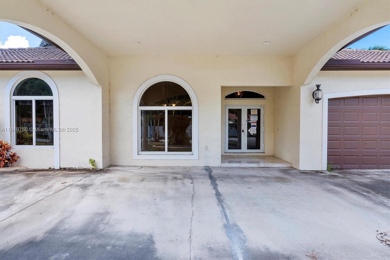 Estate Mansions - Residential