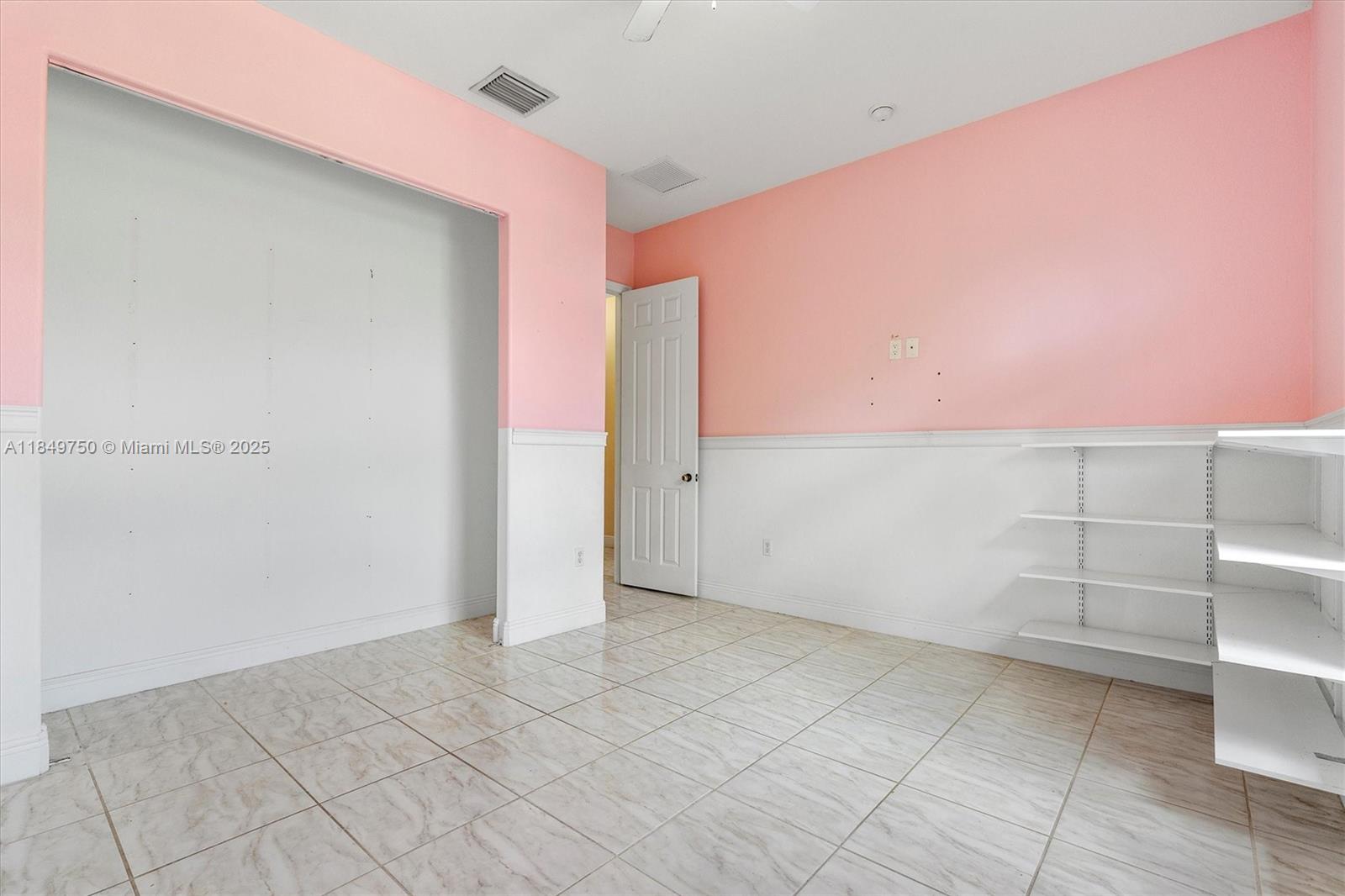 Estate Mansions - Residential