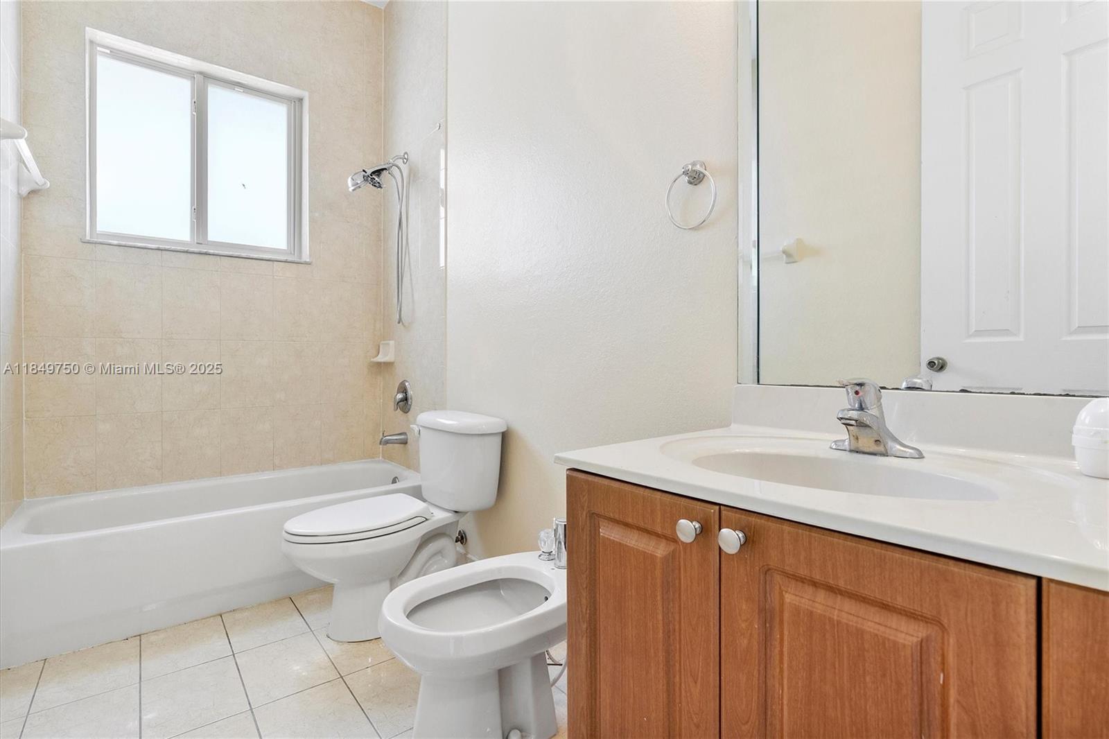 Estate Mansions - Residential