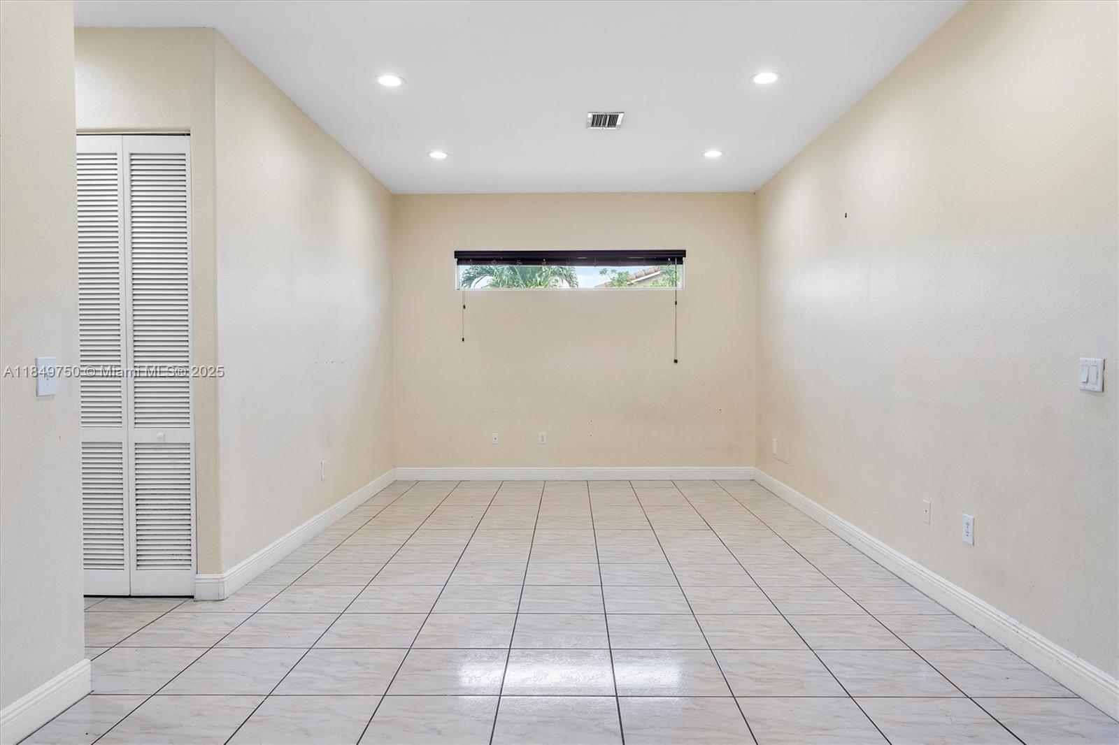 Estate Mansions - Residential