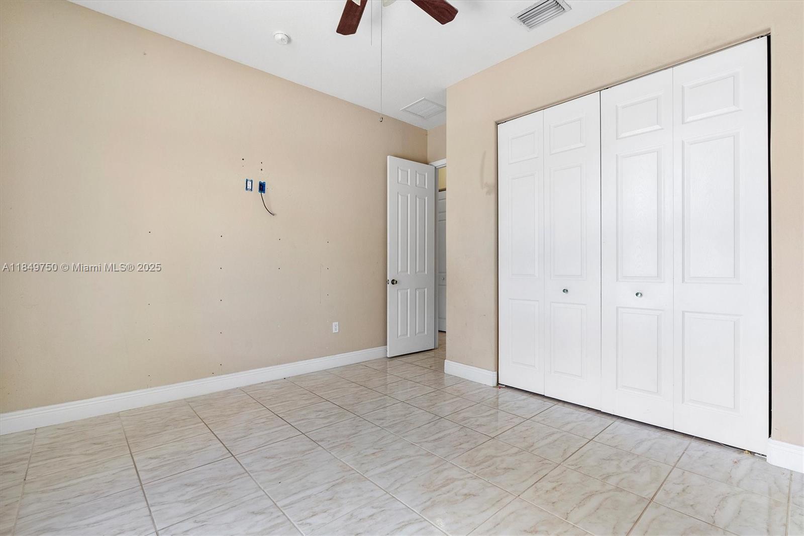 Estate Mansions - Residential