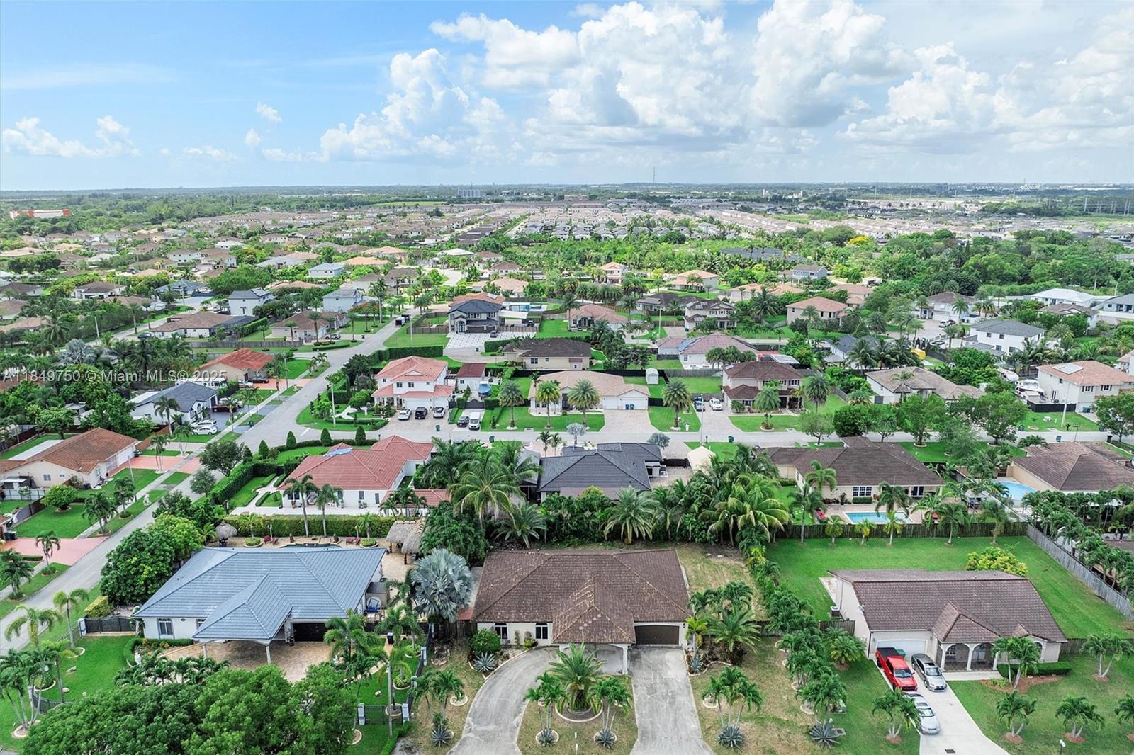 Estate Mansions - Residential