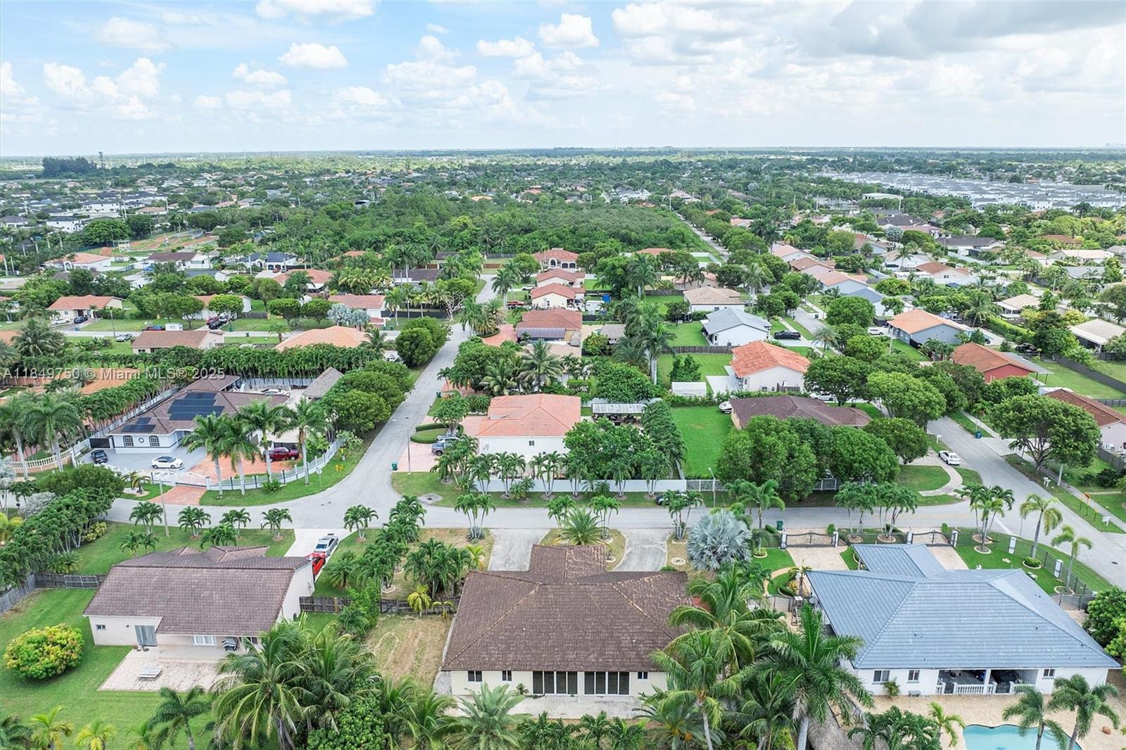 Estate Mansions - Residential