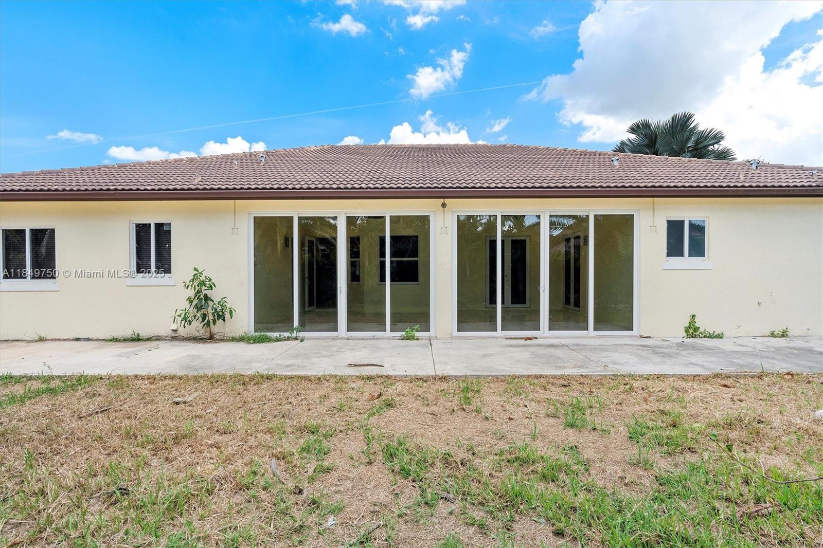 Estate Mansions - Residential