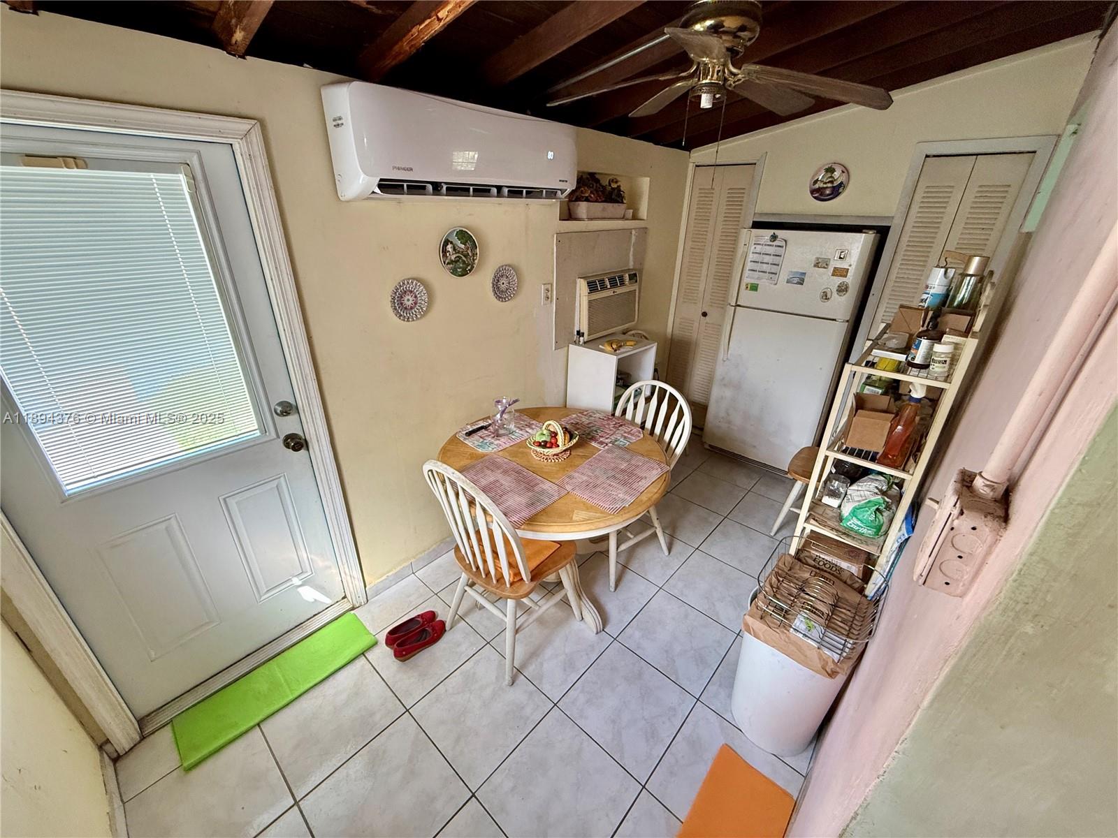 HOLLEMAN MANOR ADDN - Residential Income